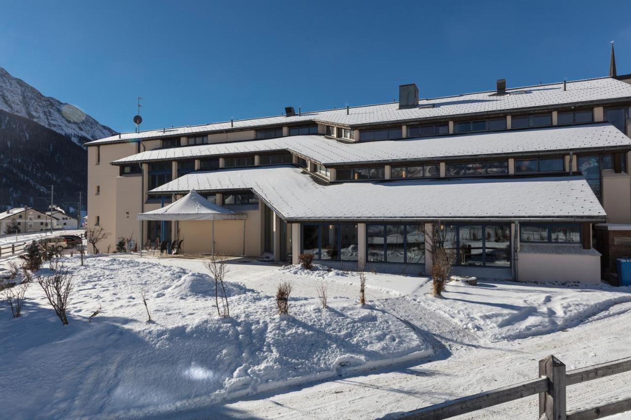 Gaestehaus Convict Zuoz Kültér fotó